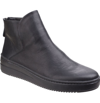 Sneak on Over Arno Boot